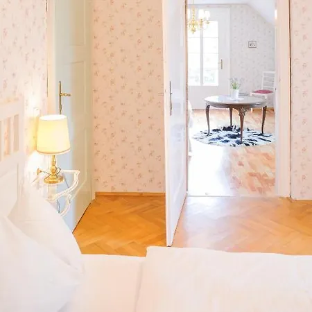 Behrens Appartement *